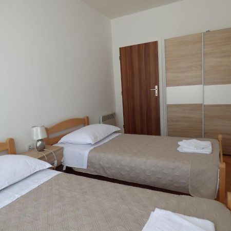 Apartment Ana, Free Garage Parking 希贝尼克 外观 照片