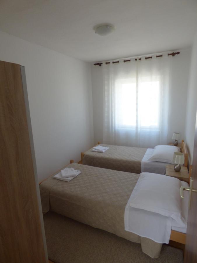 Apartment Ana, Free Garage Parking 希贝尼克 外观 照片