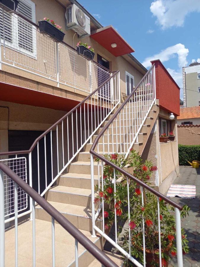 Apartment Ana, Free Garage Parking 希贝尼克 外观 照片