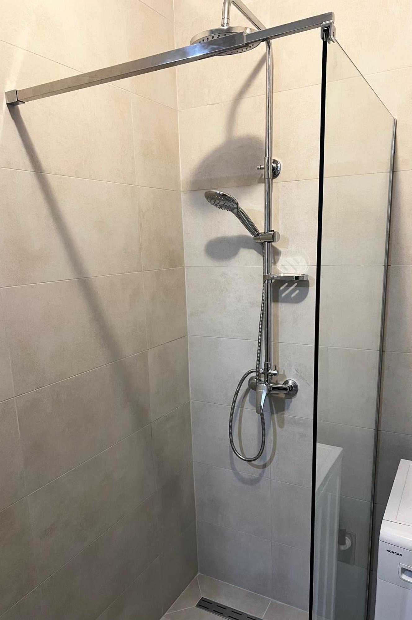 Apartment Ana, Free Garage Parking 希贝尼克 外观 照片
