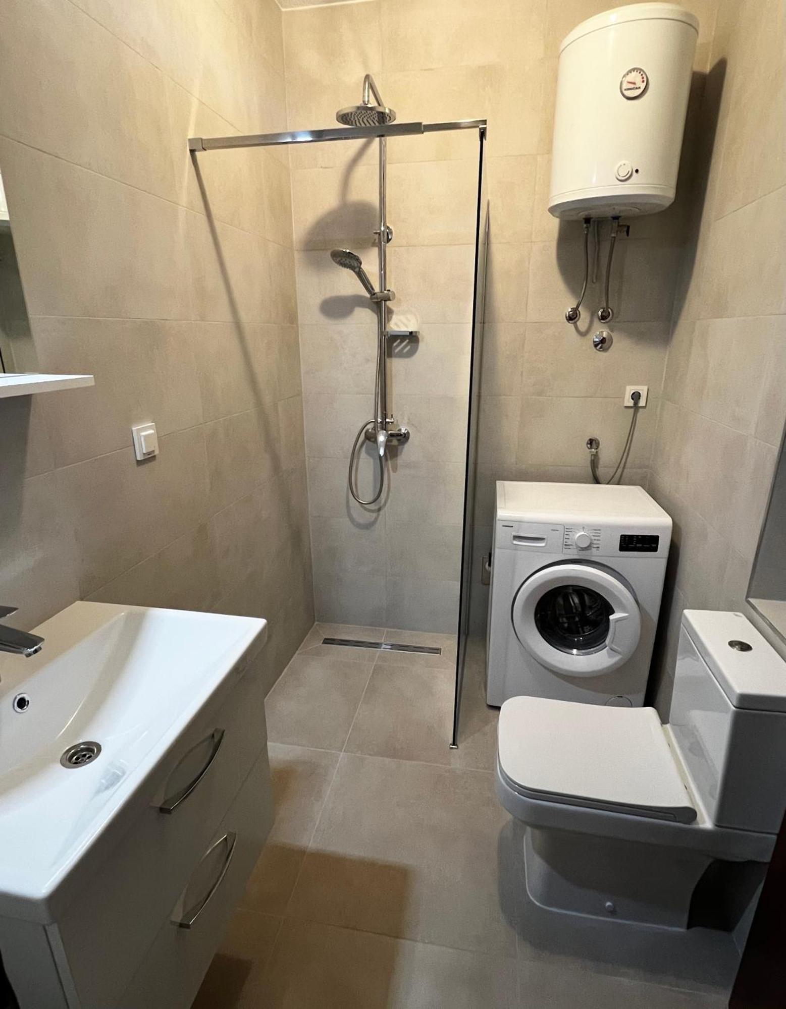 Apartment Ana, Free Garage Parking 希贝尼克 外观 照片